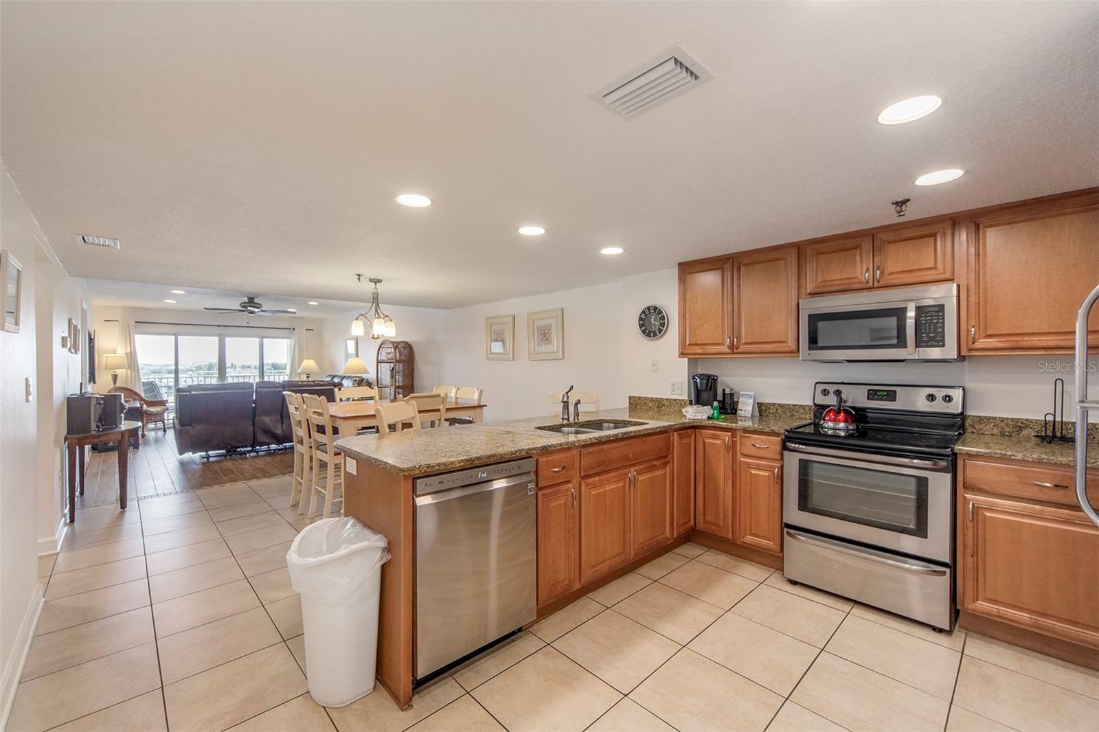 12901 GULF LANE 503