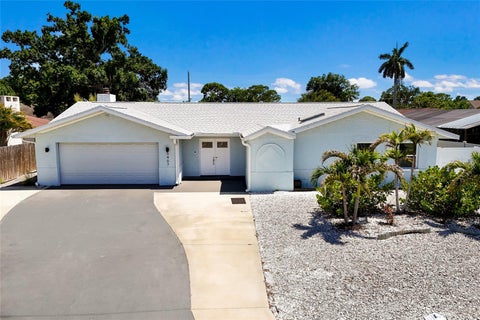 Photo of 5407 2nd Avenue Drive NW, Bradenton, FL 34209 (MLS # A4696168)