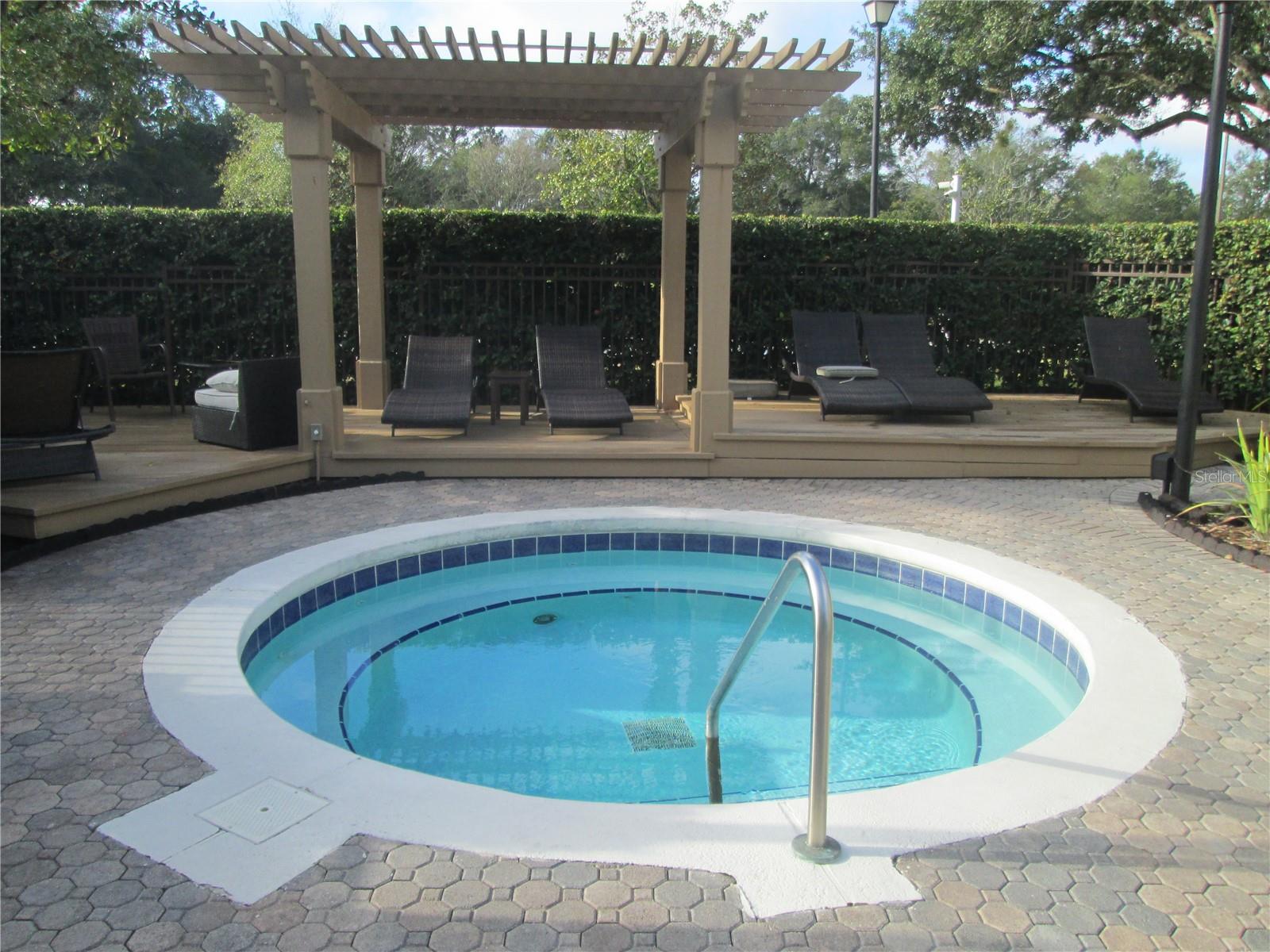 CREST/WATERFORD LAKES - Residential