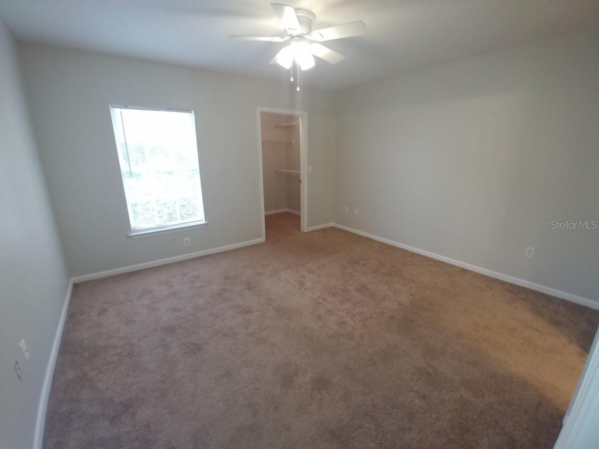 CREST/WATERFORD LAKES - Residential