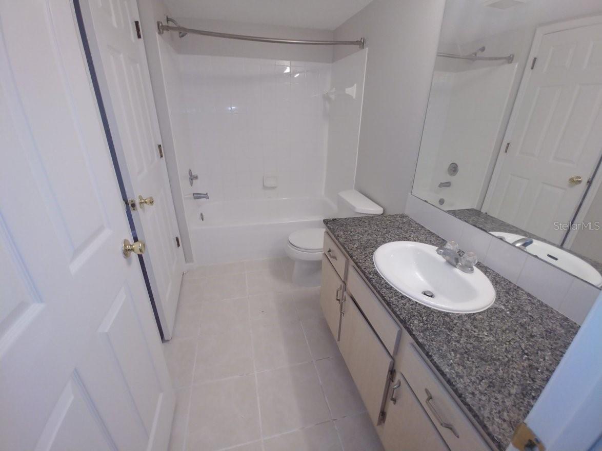 CREST/WATERFORD LAKES - Residential