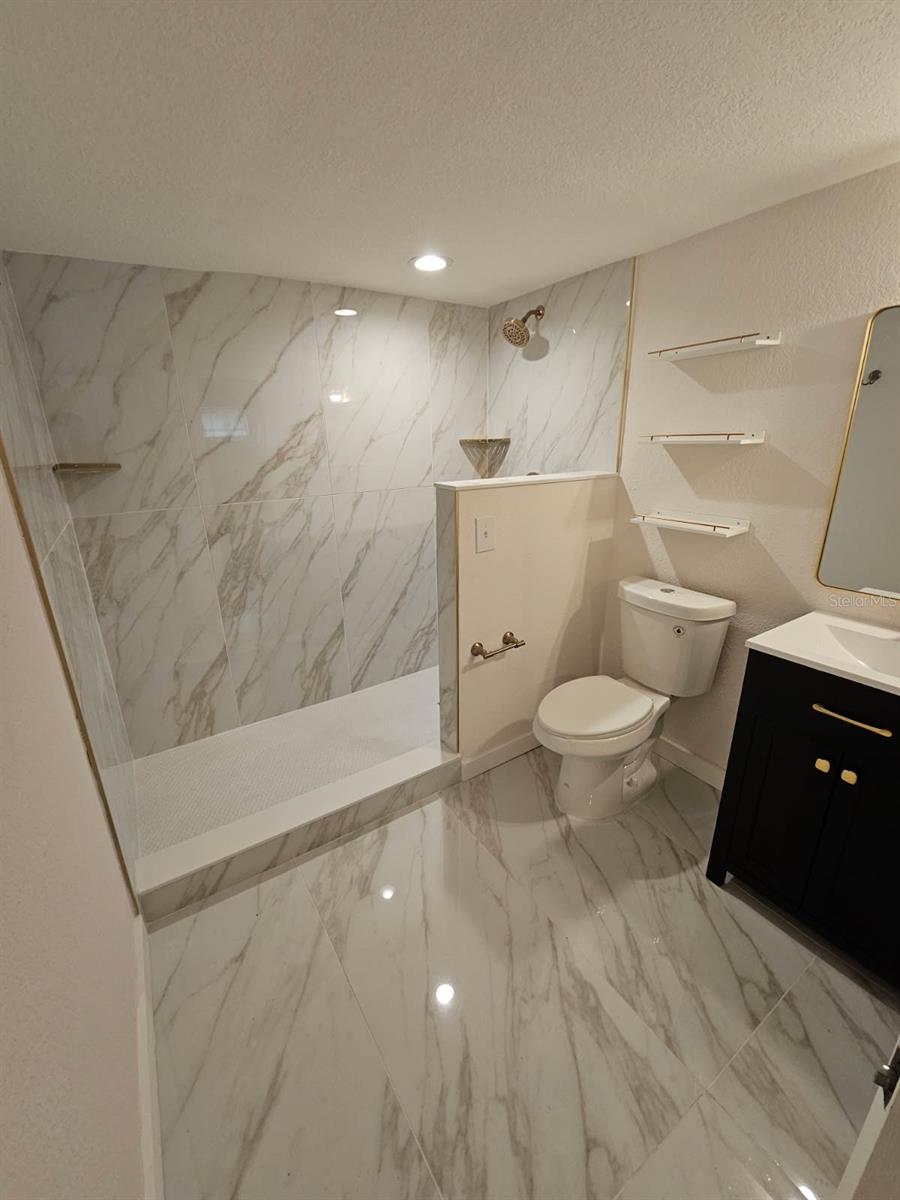 MATHEWS ADD TO SEFFNER - Residential