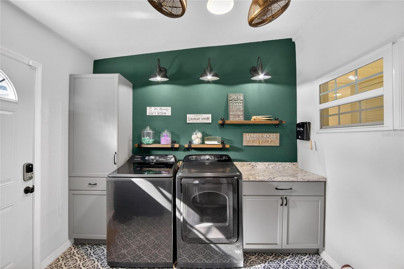 MATHEWS ADD TO SEFFNER - Residential