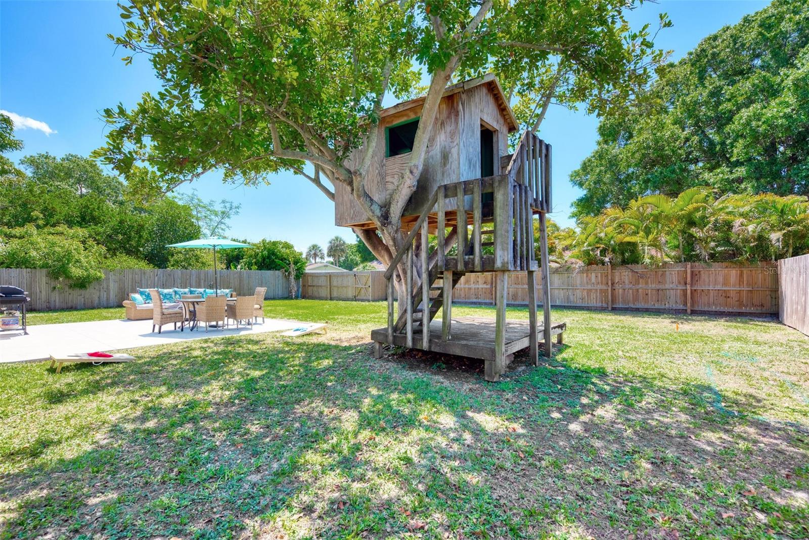 WOODS OF WHITFIELD - Residential Lease