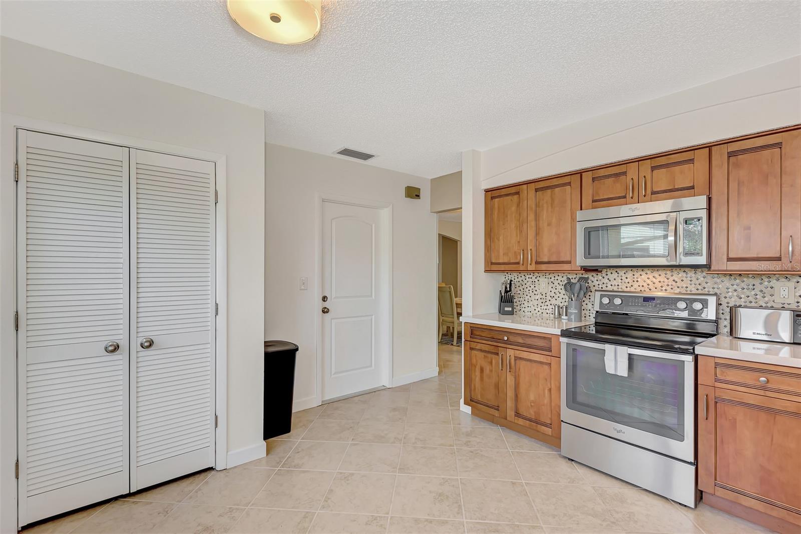 WOODS OF WHITFIELD - Residential Lease