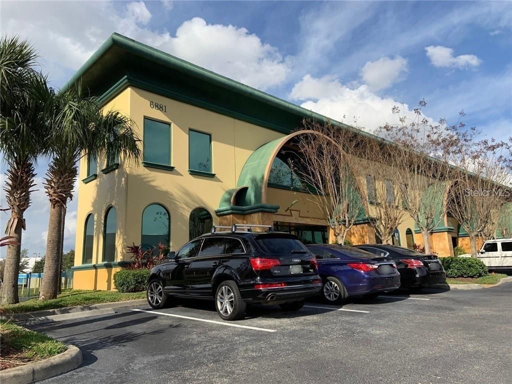 Photo of 6881 Kingspointe Parkway #1&amp;2, Orlando, FL 32819 (MLS # TB8488030)