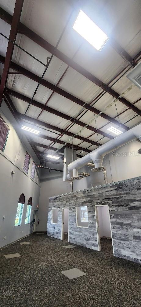 DREWTINA COMMERCE CENTER - Commercial Sale