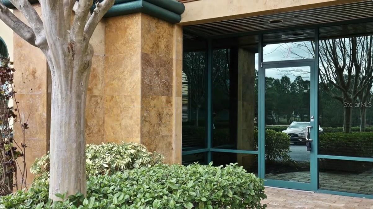 6881 KINGSPOINTE PARKWAY 1&2