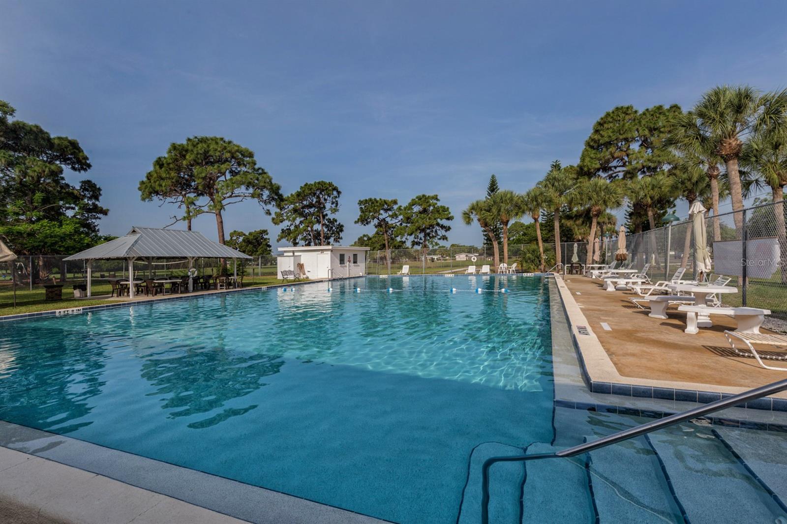 VENICE GARDENS - Residential