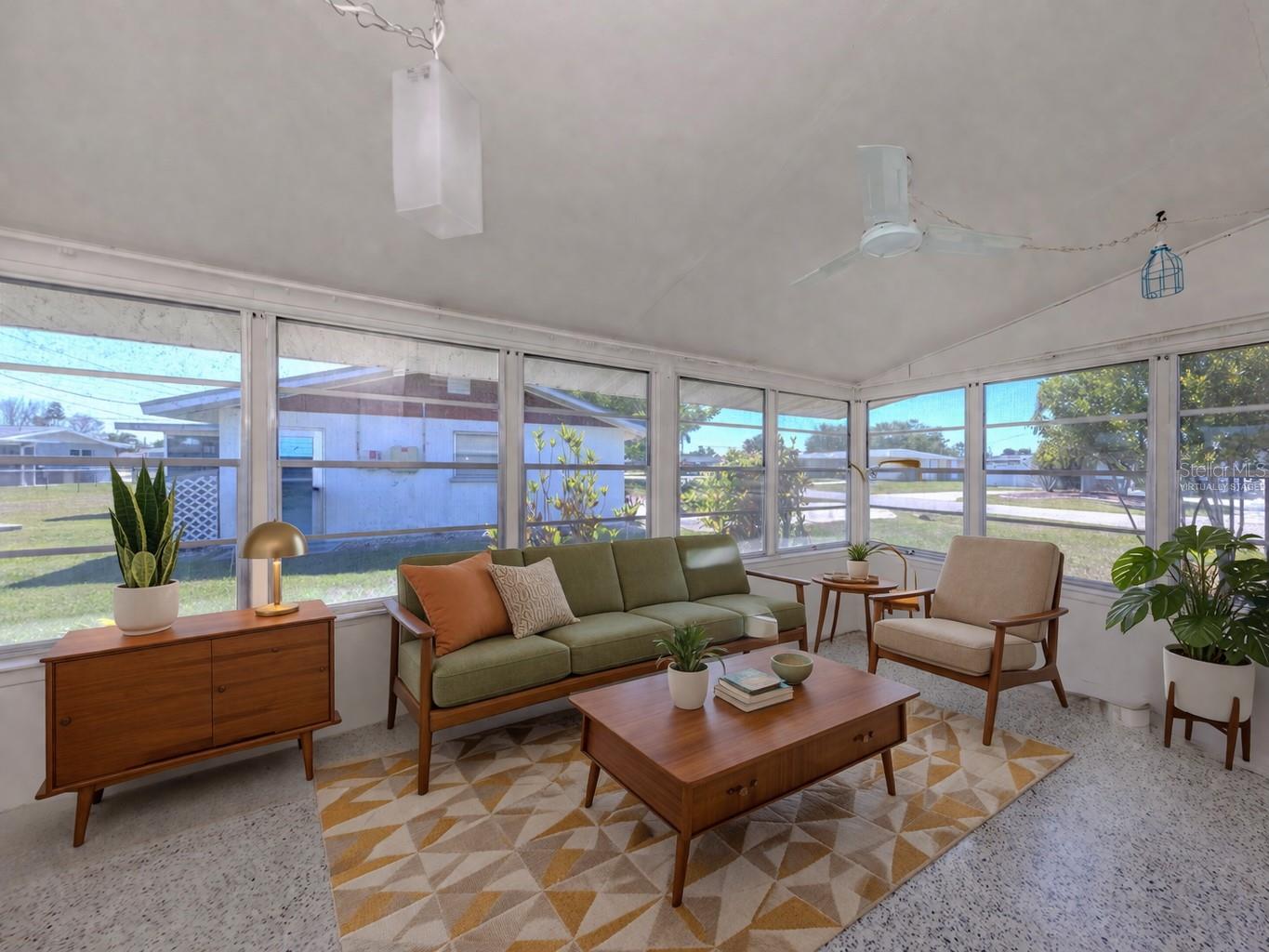 VENICE GARDENS - Residential