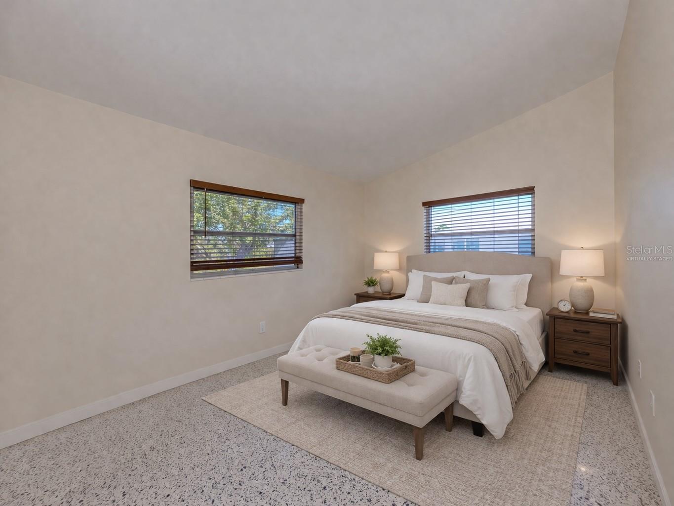 VENICE GARDENS - Residential