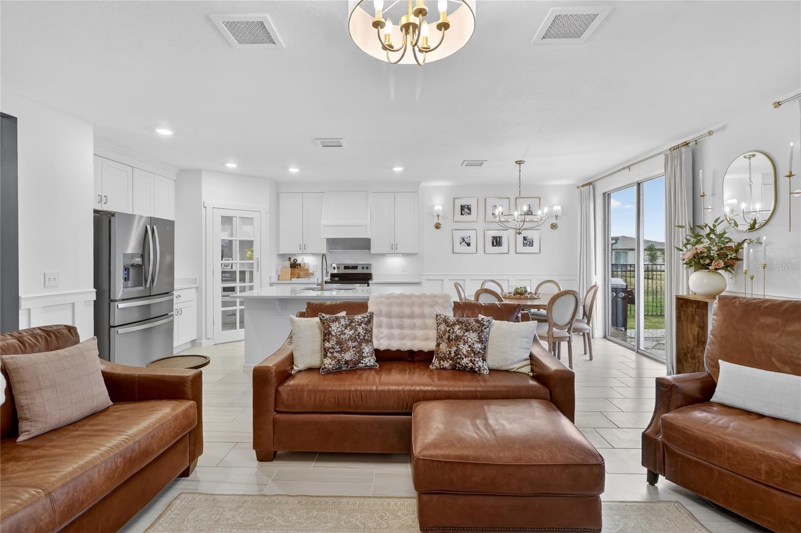 RESERVE/VAN OAKS PH 1 - Residential