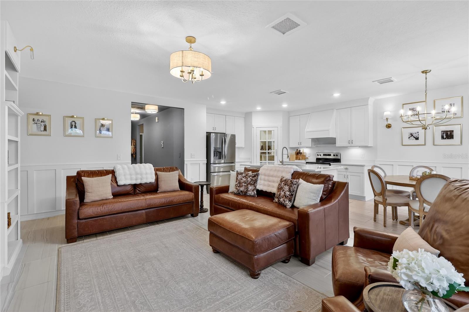 RESERVE/VAN OAKS PH 1 - Residential