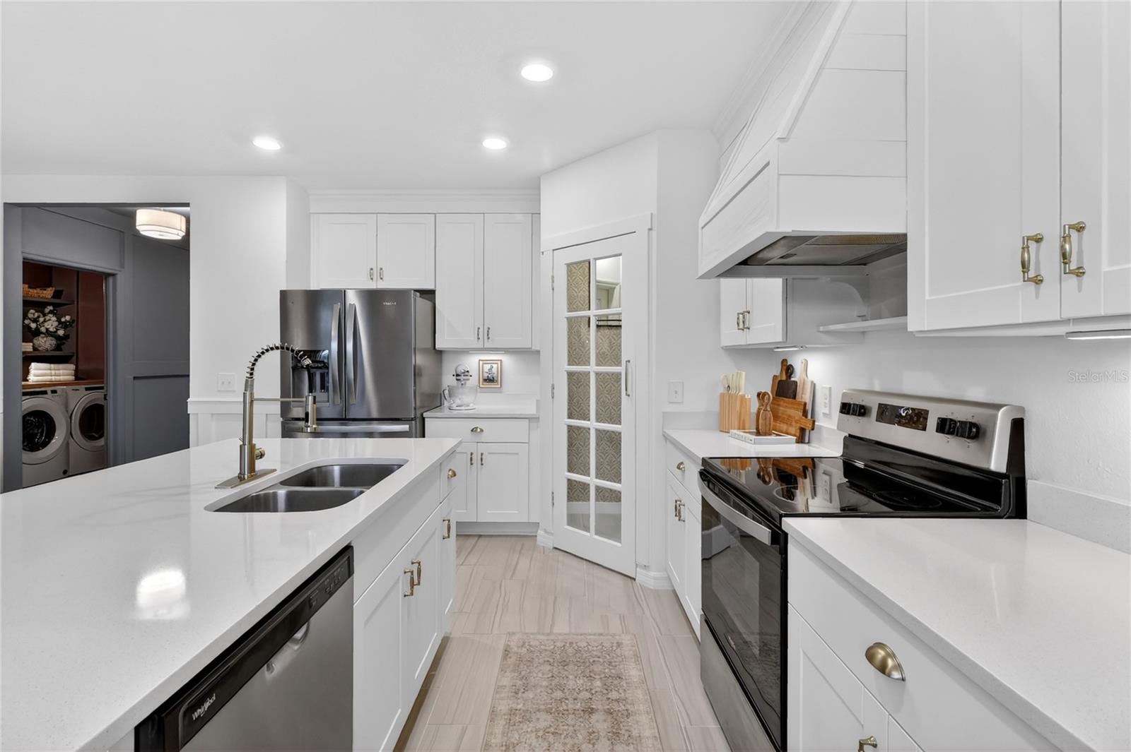 RESERVE/VAN OAKS PH 1 - Residential