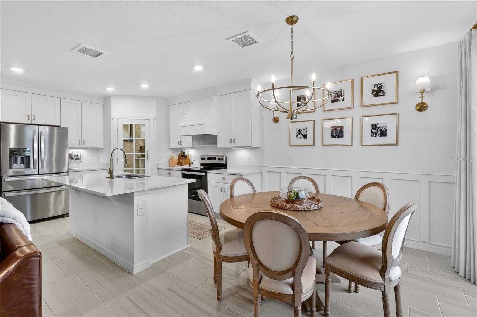 RESERVE/VAN OAKS PH 1 - Residential