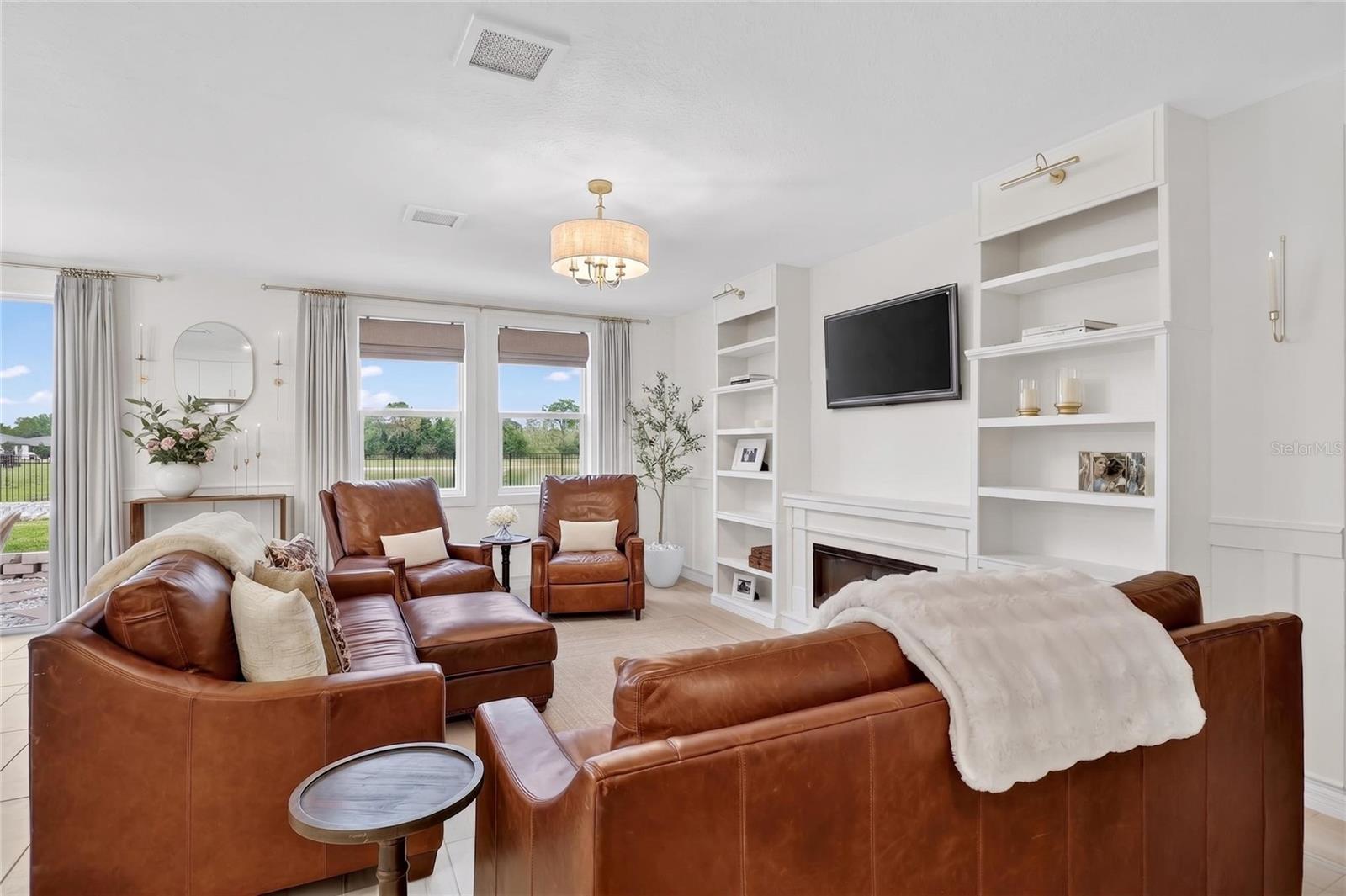 RESERVE/VAN OAKS PH 1 - Residential