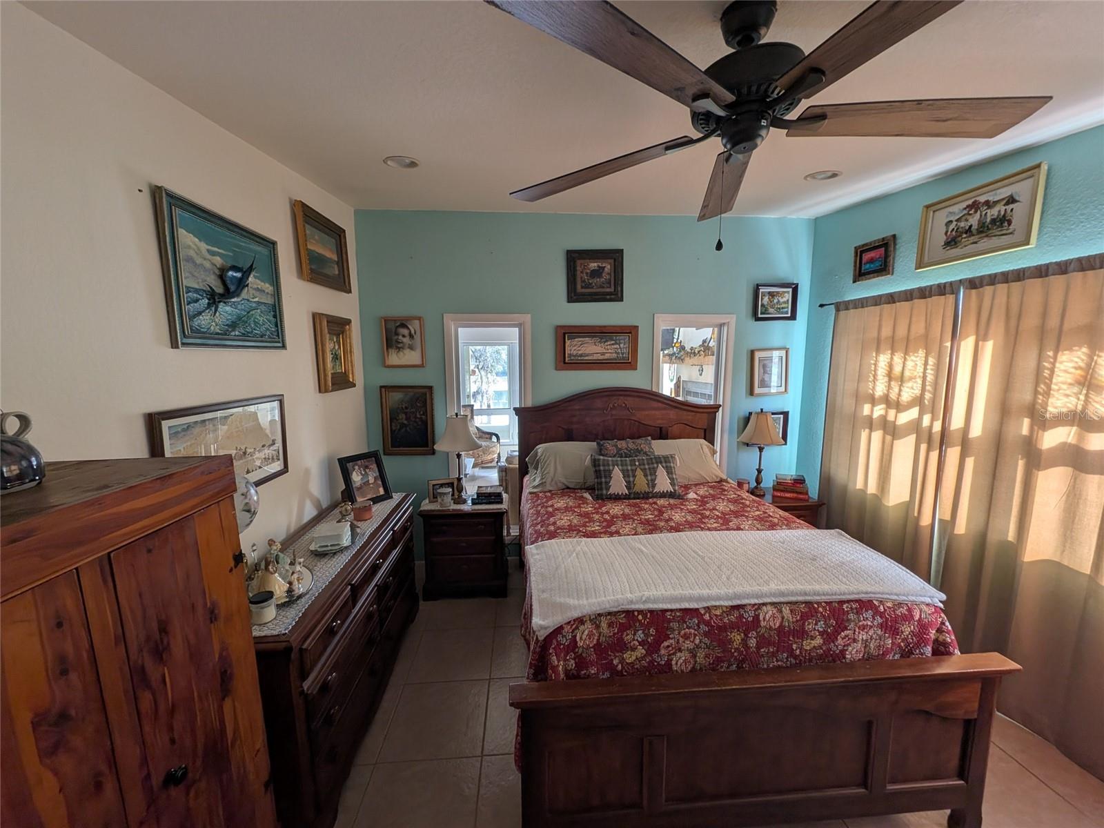 GOVT LEASE LT ROUND LAKE - Residential