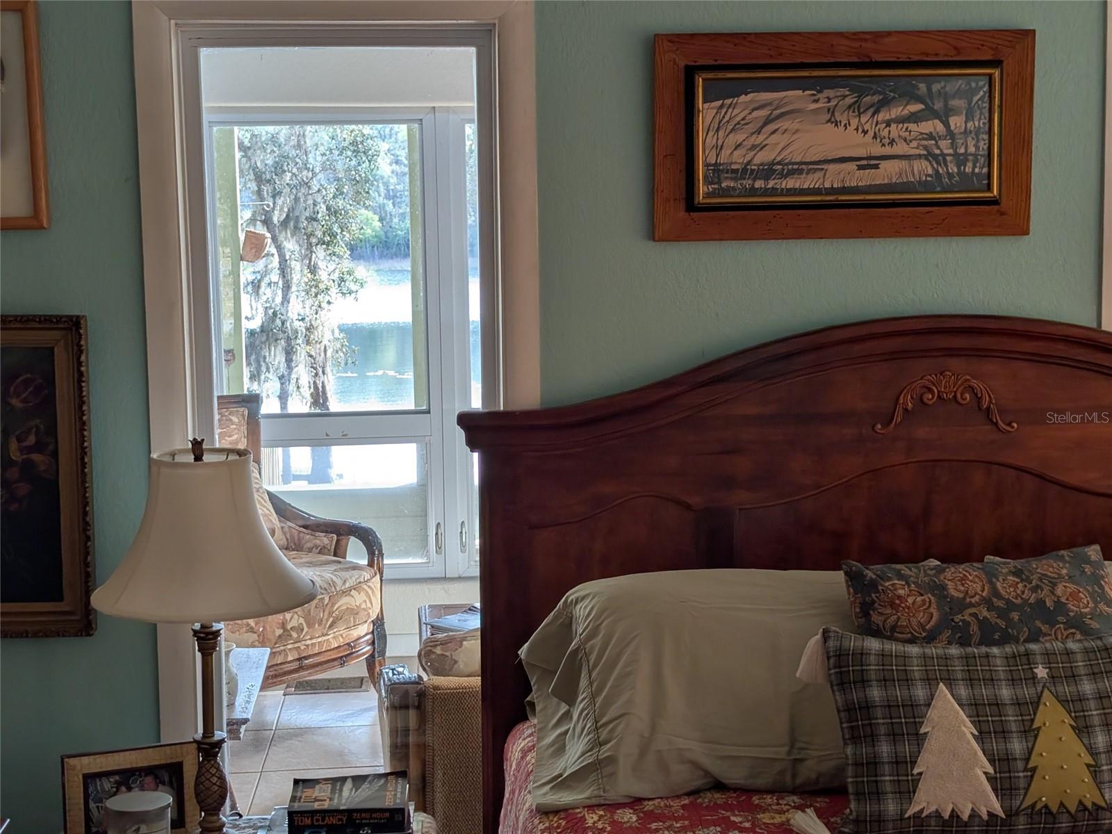 GOVT LEASE LT ROUND LAKE - Residential