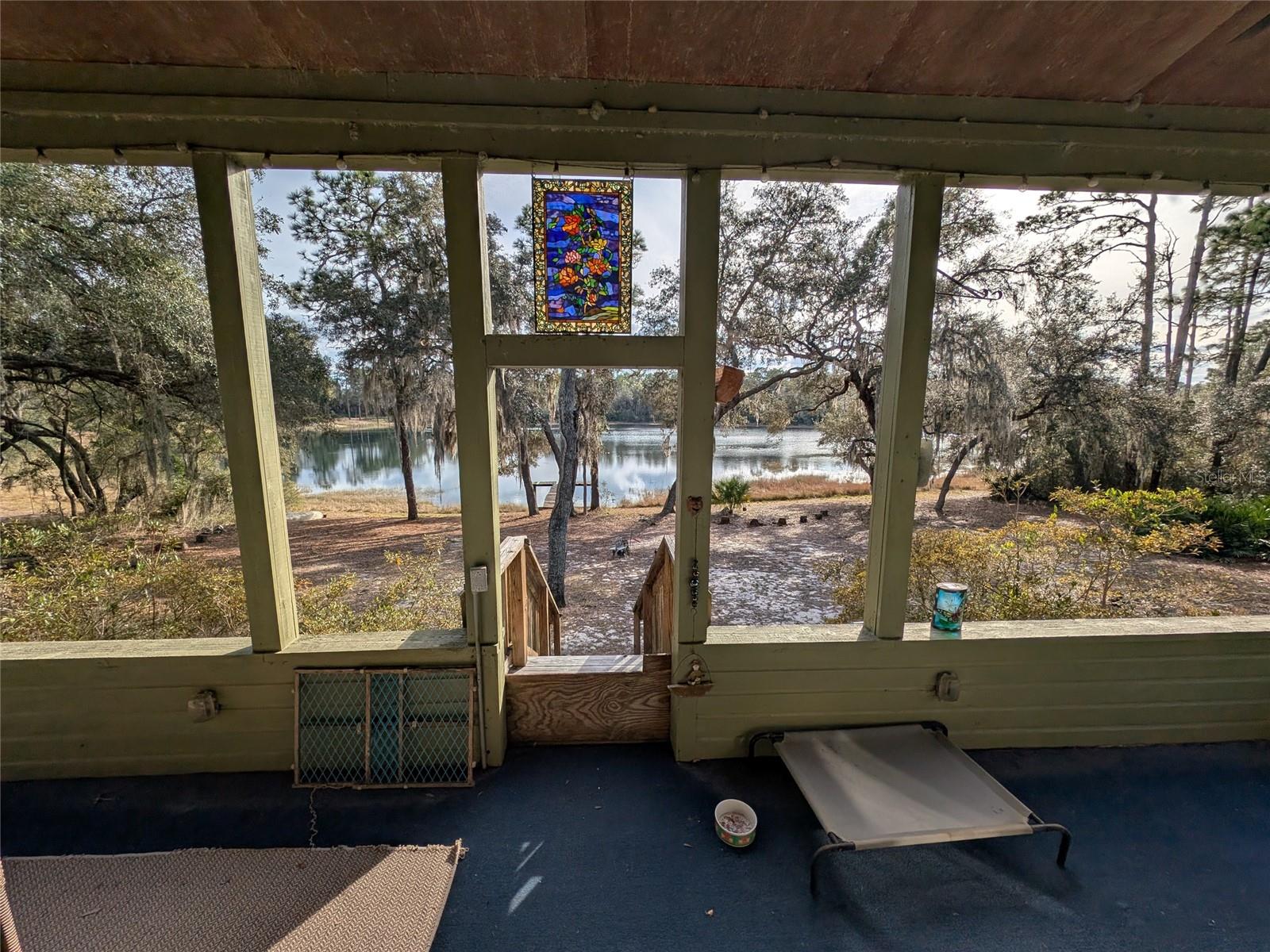 GOVT LEASE LT ROUND LAKE - Residential