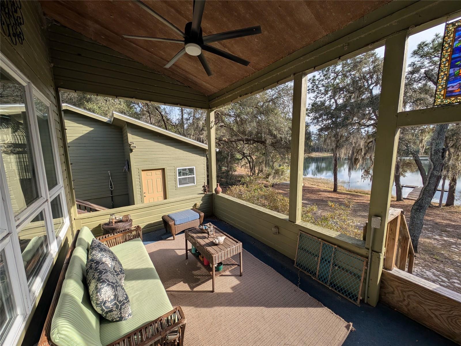 GOVT LEASE LT ROUND LAKE - Residential