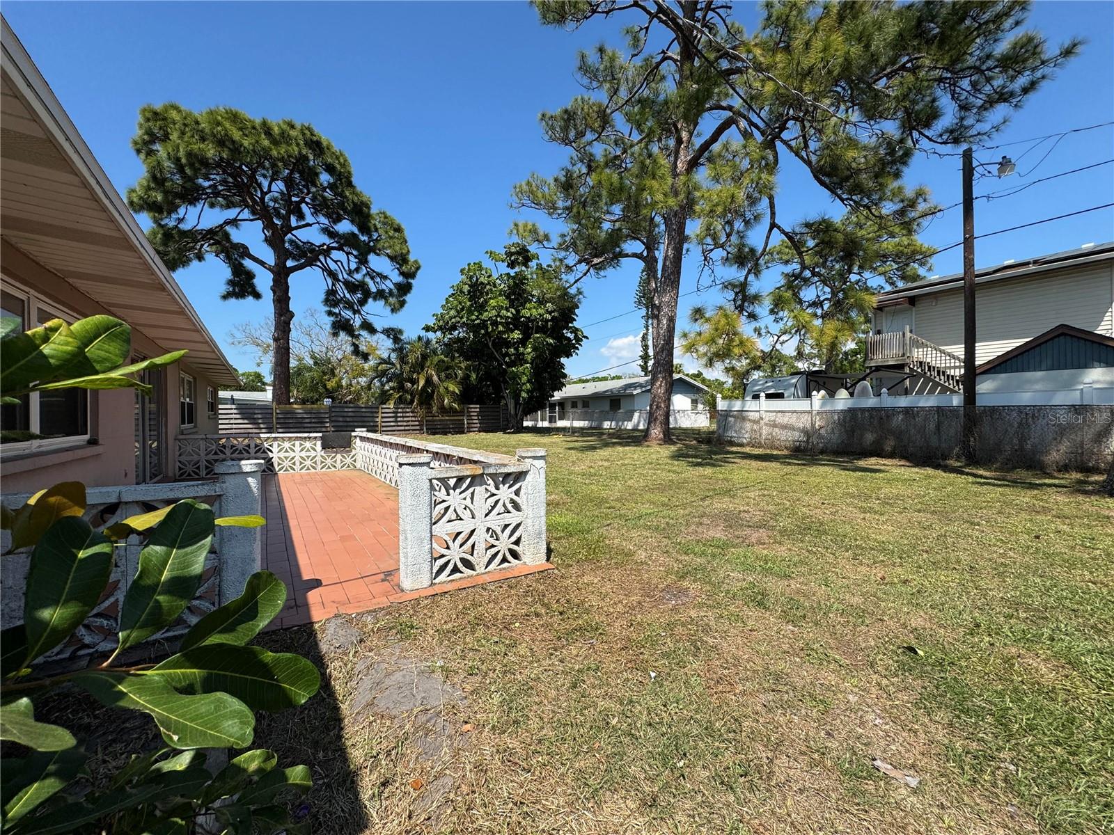 WESTWOODS - Residential