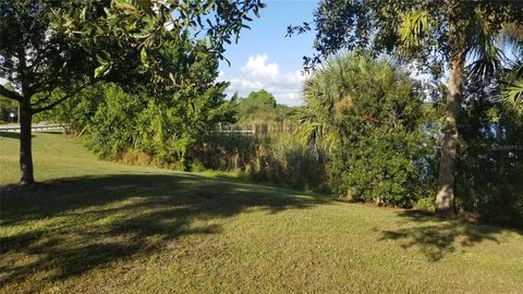 A home in PORT CHARLOTTE