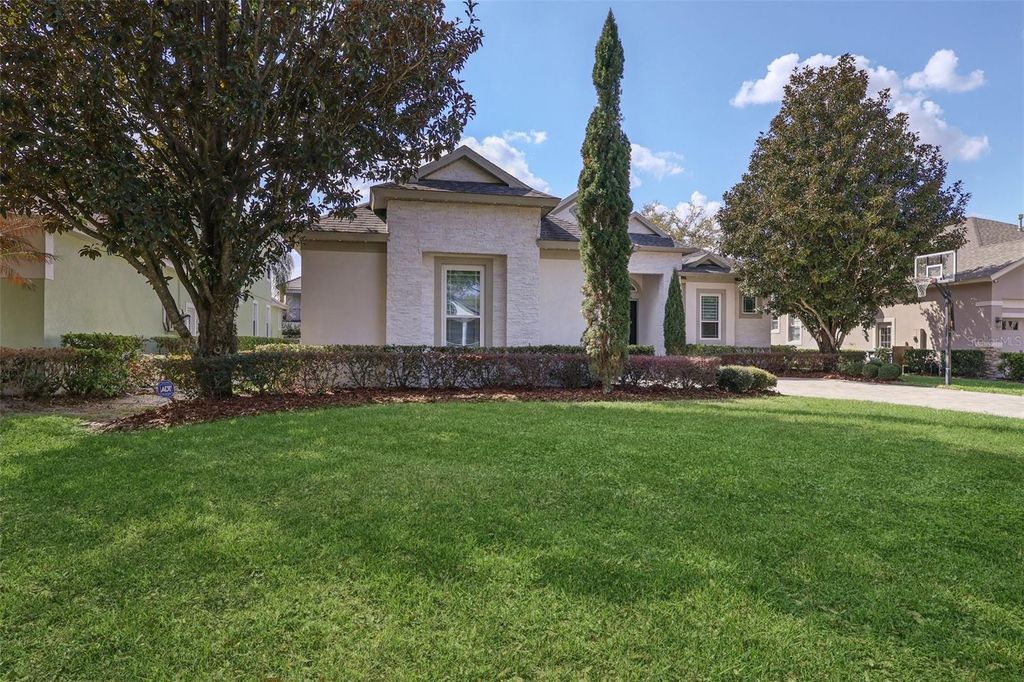 Photo of 11608 Claymont Cir, Windermere, FL 34786 (MLS # O6390072)