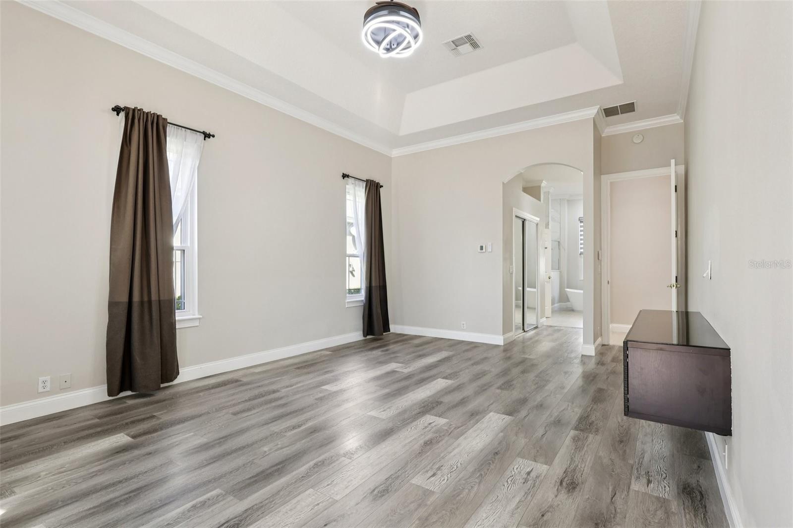 KEENES POINTE UT 04 SEC 31 48 82 - Residential