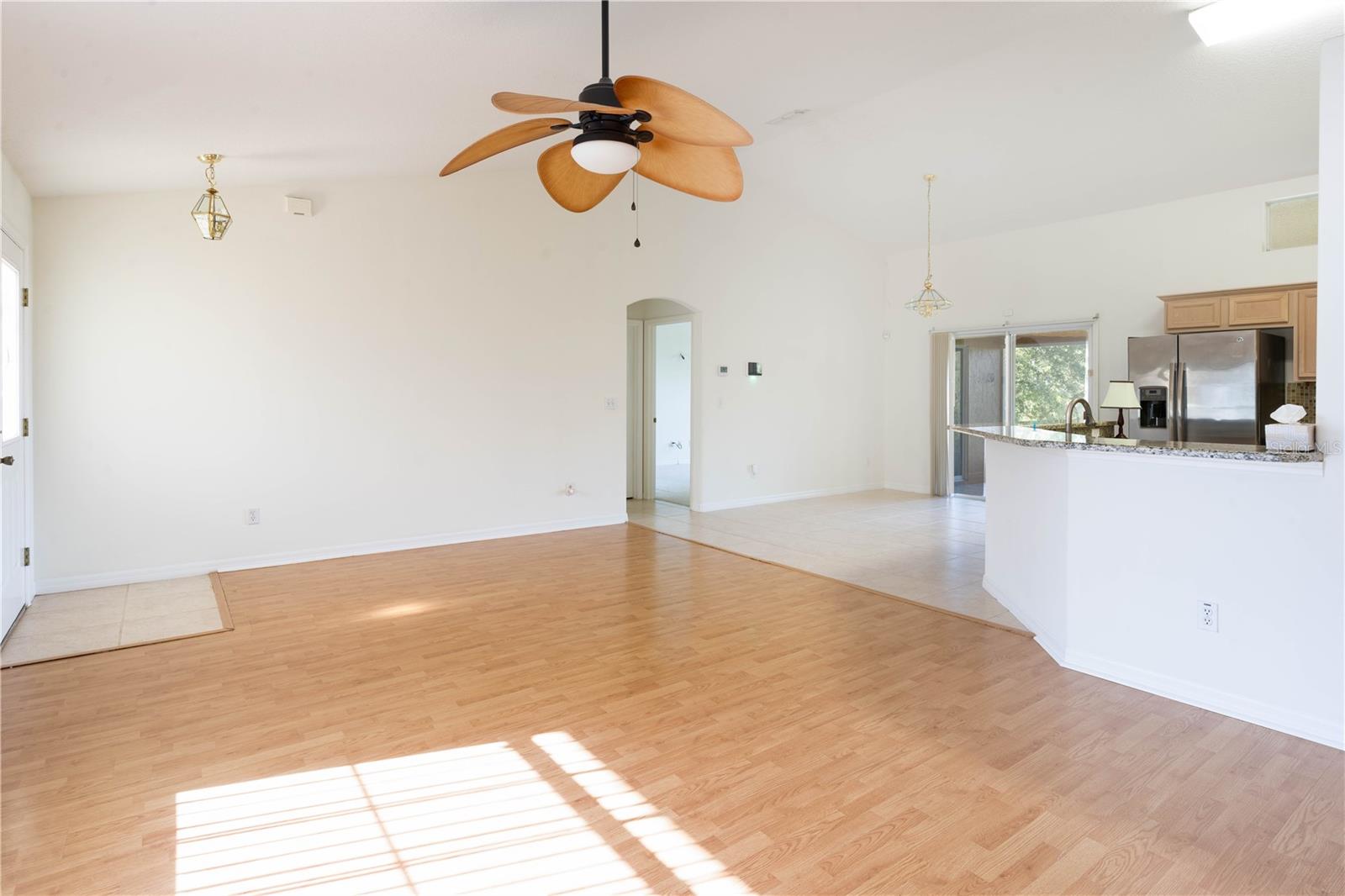 CLERMONT COLLEGE PARK PH 02B LT 181 PB - Residential