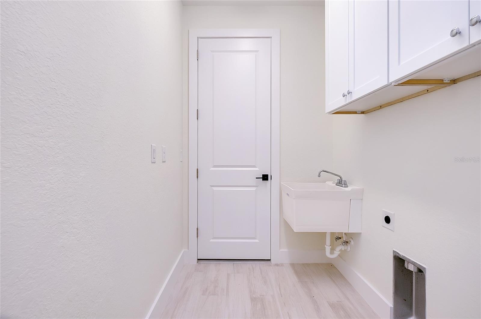 LA PUNTA PARK BLK000D LT0026 598/632 1330/1937 279 - Residential