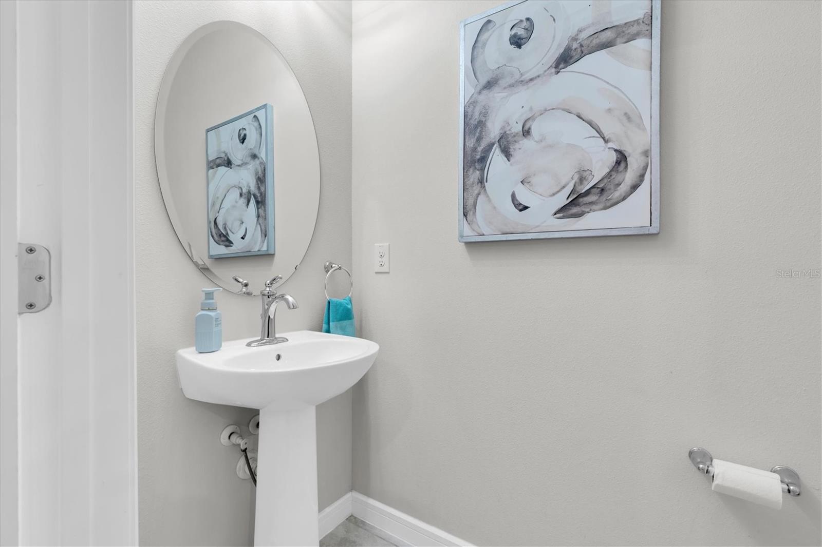 OAKSTEAD TWNHMS - Residential