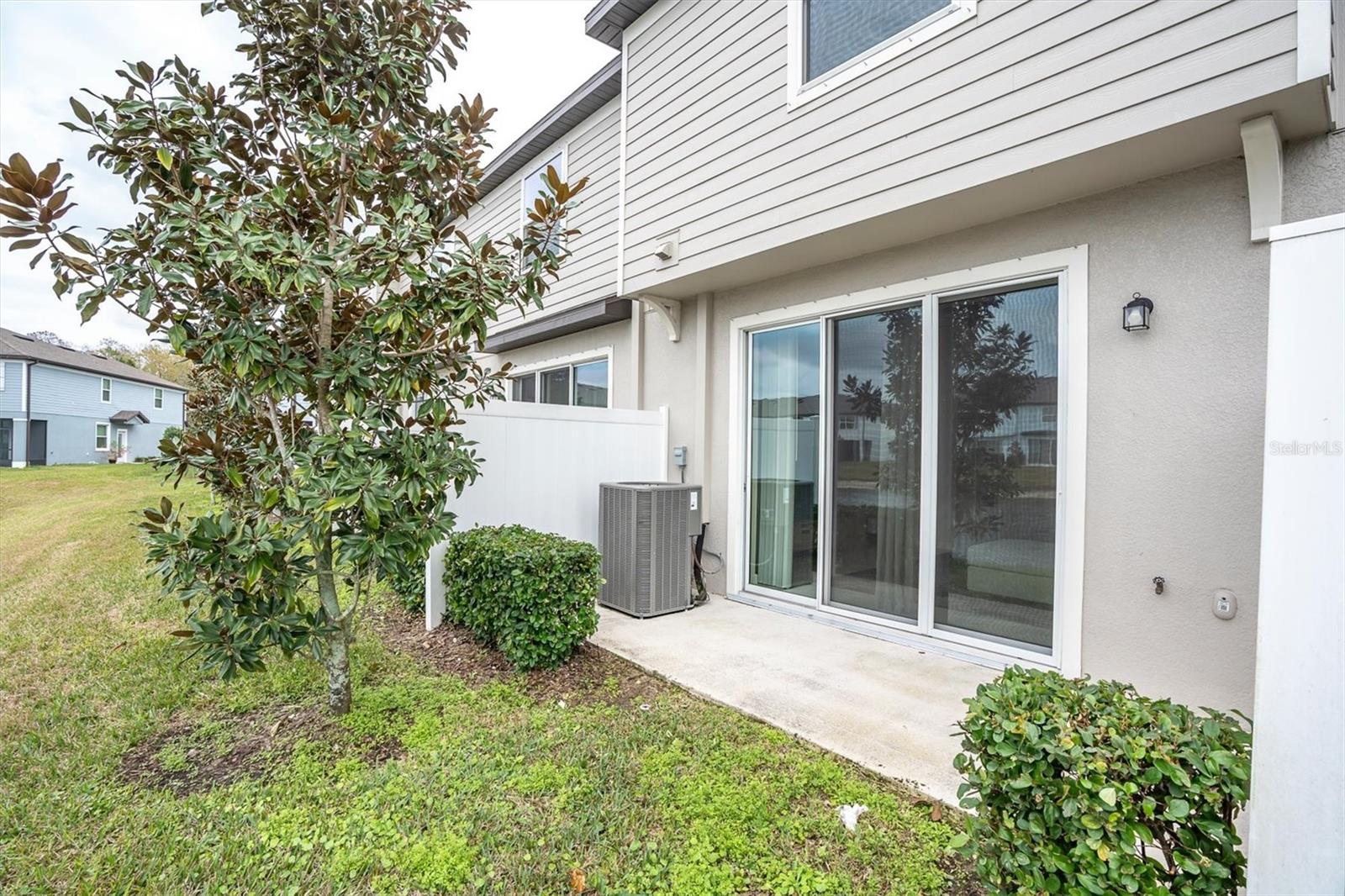 OAKSTEAD TWNHMS - Residential