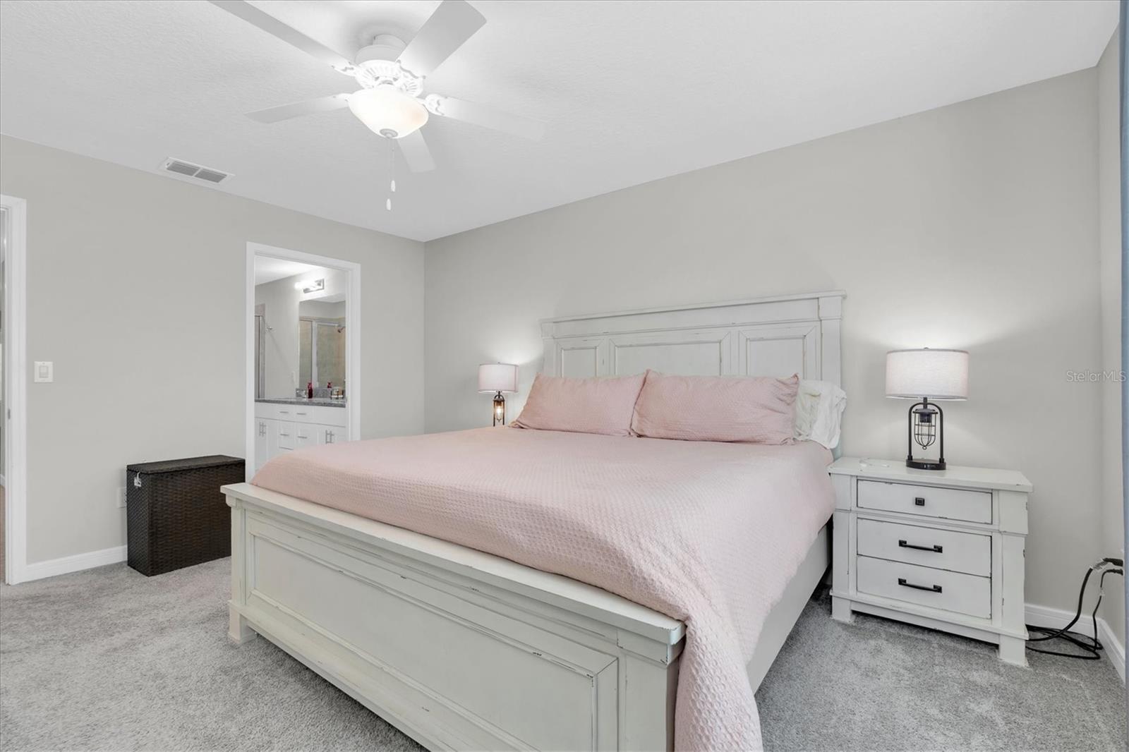 OAKSTEAD TWNHMS - Residential