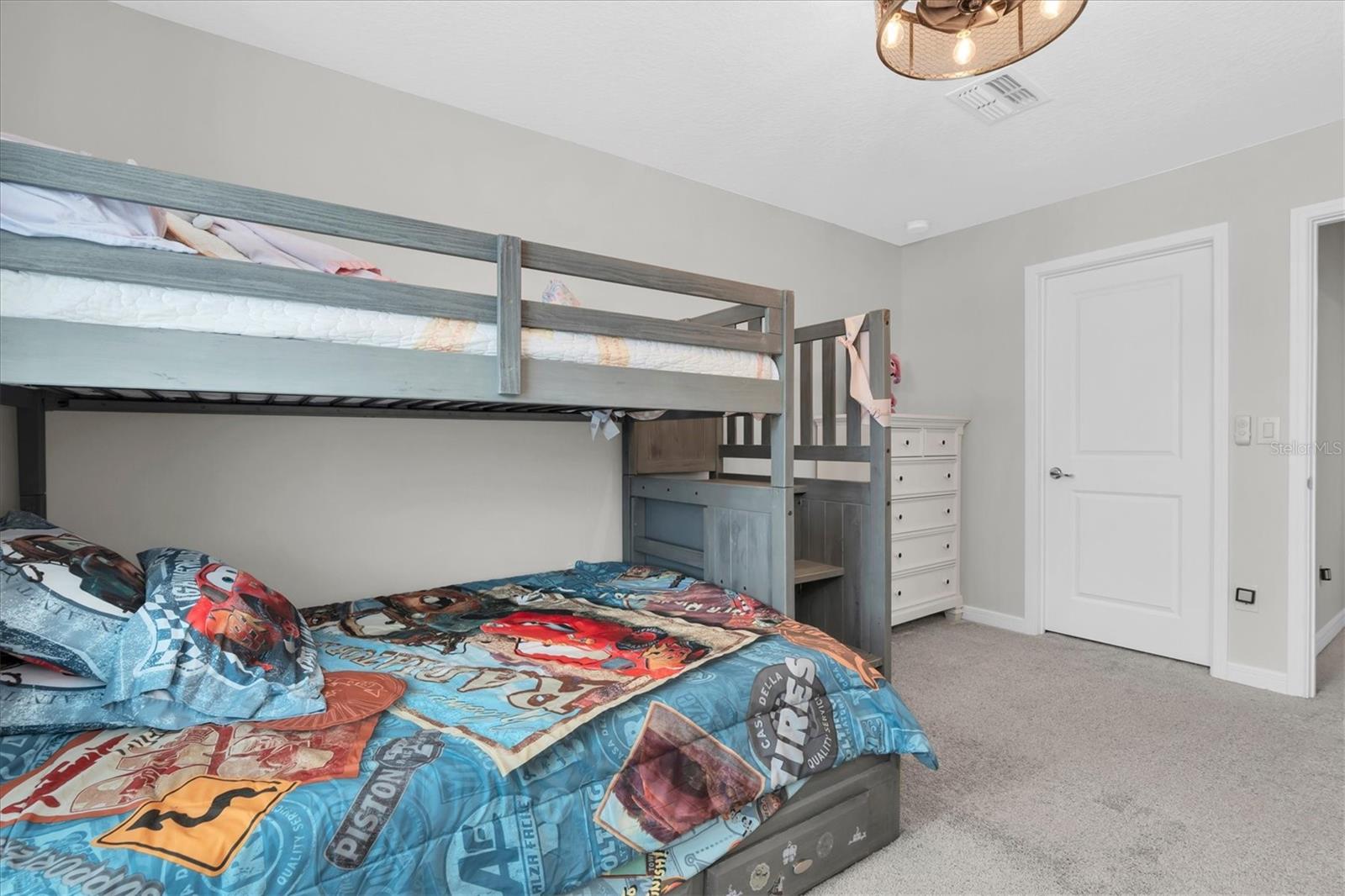 OAKSTEAD TWNHMS - Residential