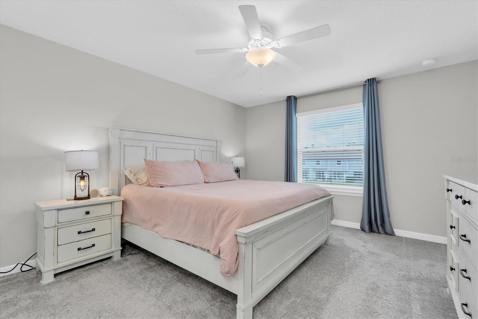 OAKSTEAD TWNHMS - Residential