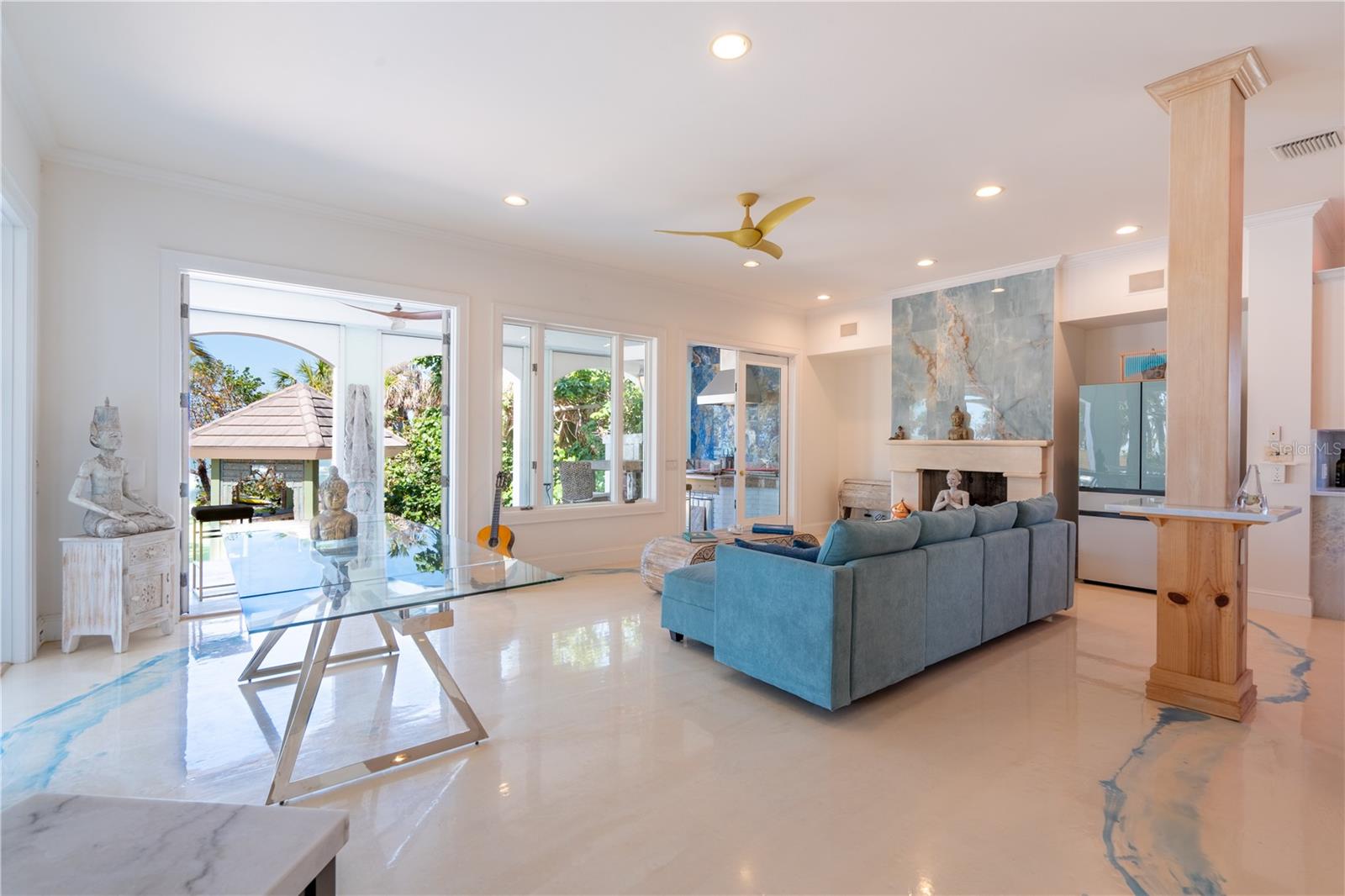 2217 - TROPICAL BREEZE ESTATES - Residential