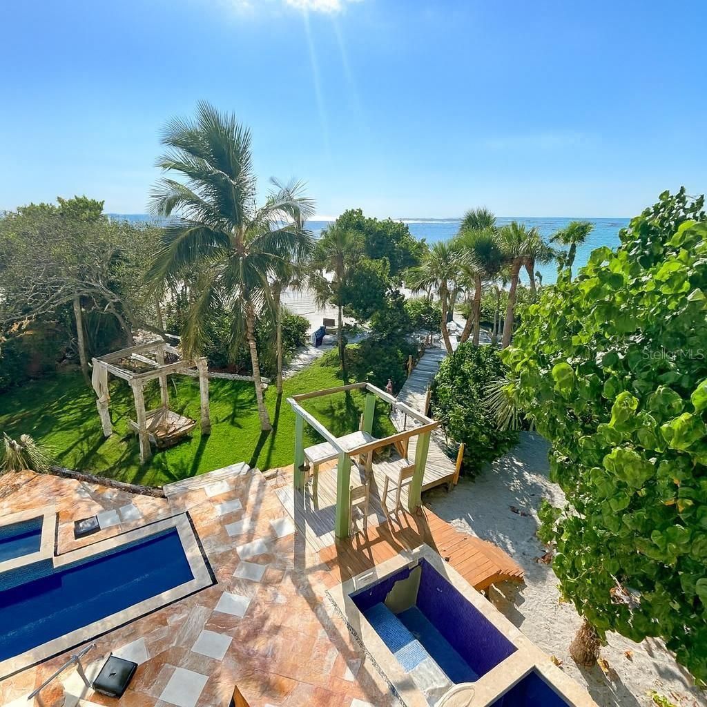 Photo of 6060 Manasota Key Rd, Englewood, FL 34223 (MLS # N6140775)