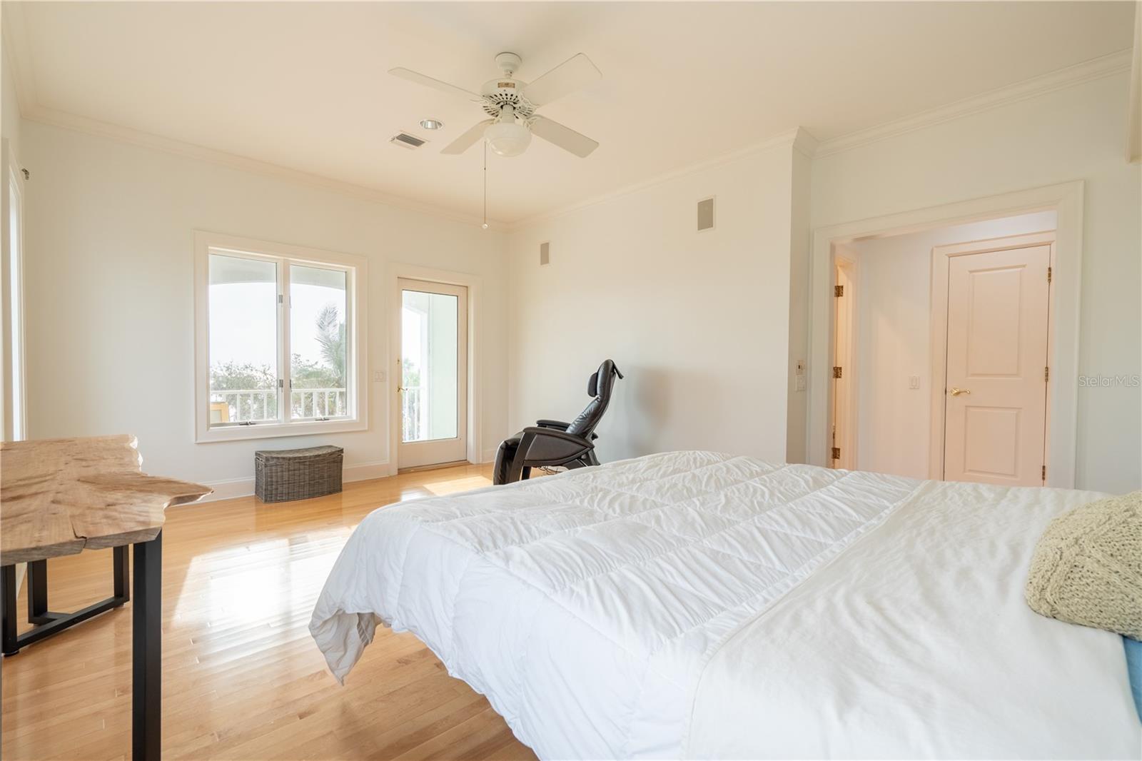 2217 - TROPICAL BREEZE ESTATES - Residential