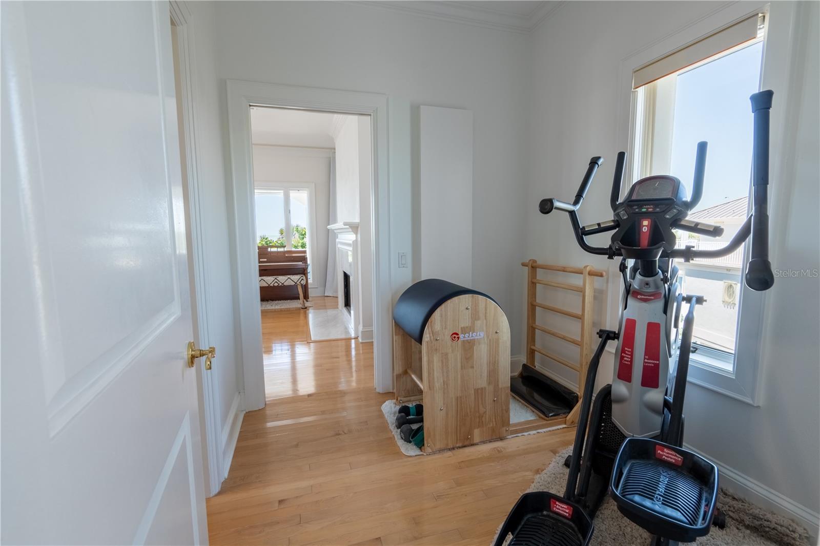 2217 - TROPICAL BREEZE ESTATES - Residential