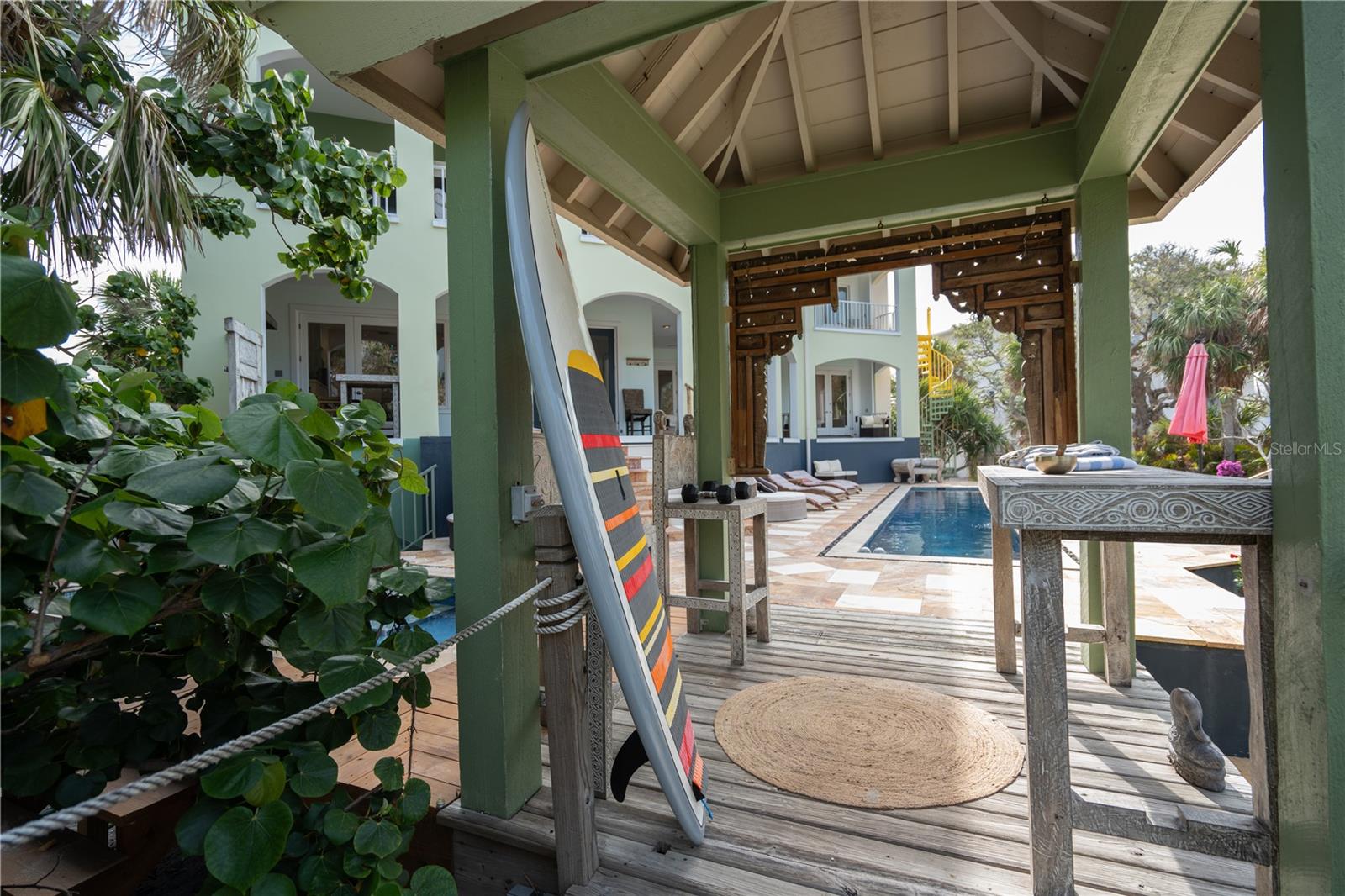 2217 - TROPICAL BREEZE ESTATES - Residential