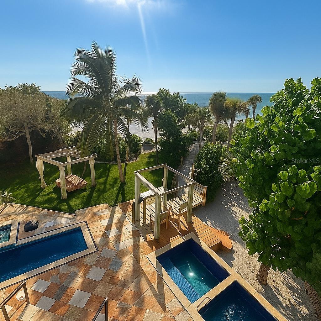 2217 - TROPICAL BREEZE ESTATES - Residential