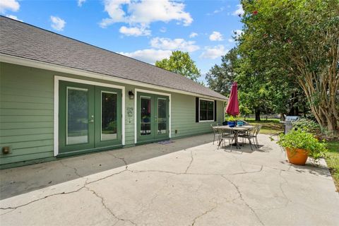 Tiny photo for 1930 NW 60th Avenue, Ocala, FL 34482 (MLS # OM706848)