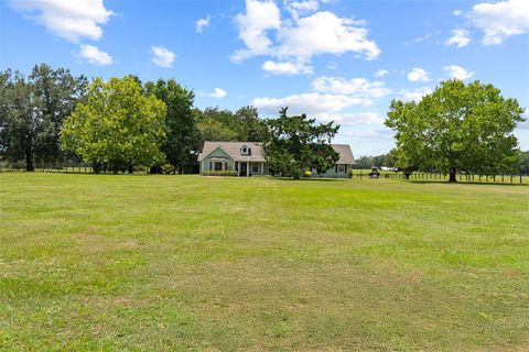 Tiny photo for 1930 NW 60th Avenue, Ocala, FL 34482 (MLS # OM706848)