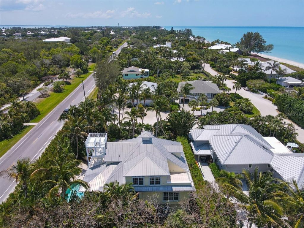 Photo of 2425 24th Street W, Boca Grande, FL 33921 (MLS # D6143545)