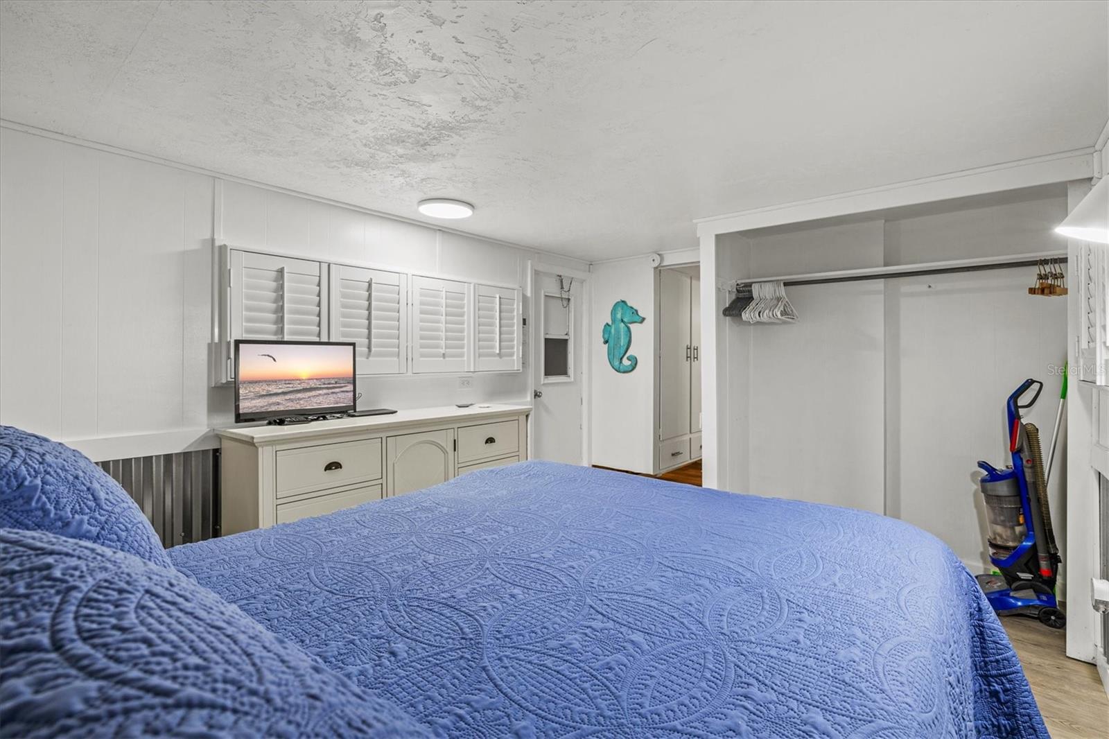 SUNNY SHORES TRAILER COMMUNITY - Residential