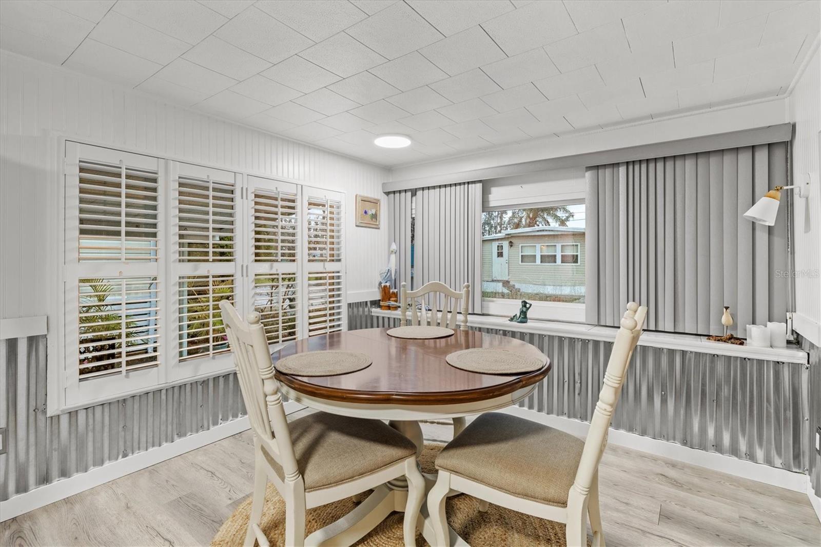 SUNNY SHORES TRAILER COMMUNITY - Residential