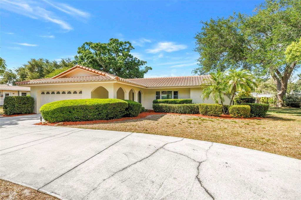 Photo of 12897 88th Avenue, Seminole, FL 33776 (MLS # TB8501530)