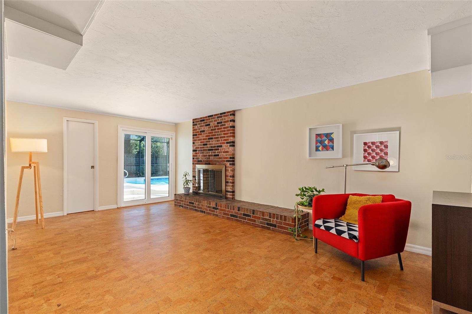 HAMPTON HEIGHTS - Residential
