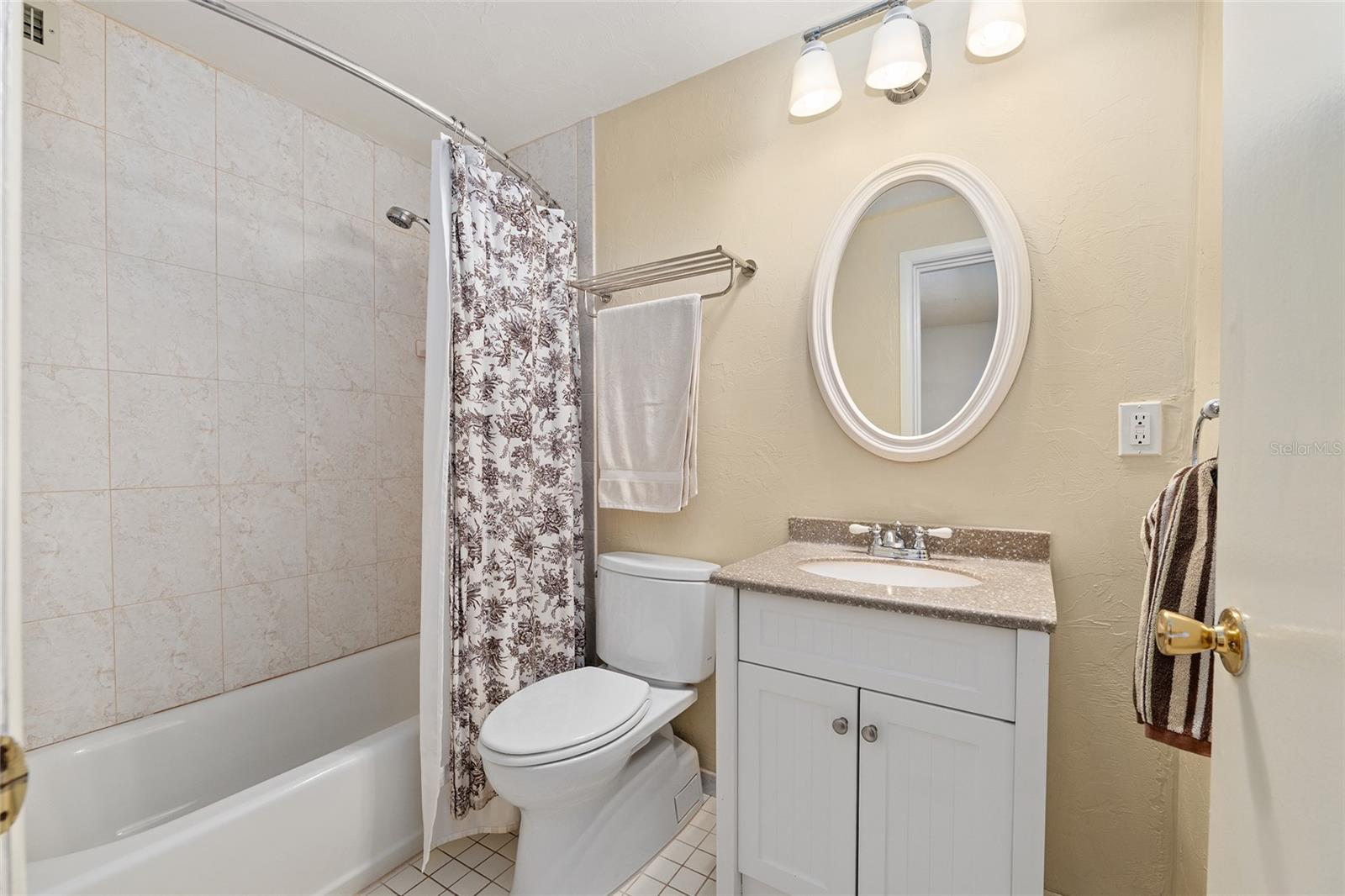 HAMPTON HEIGHTS - Residential