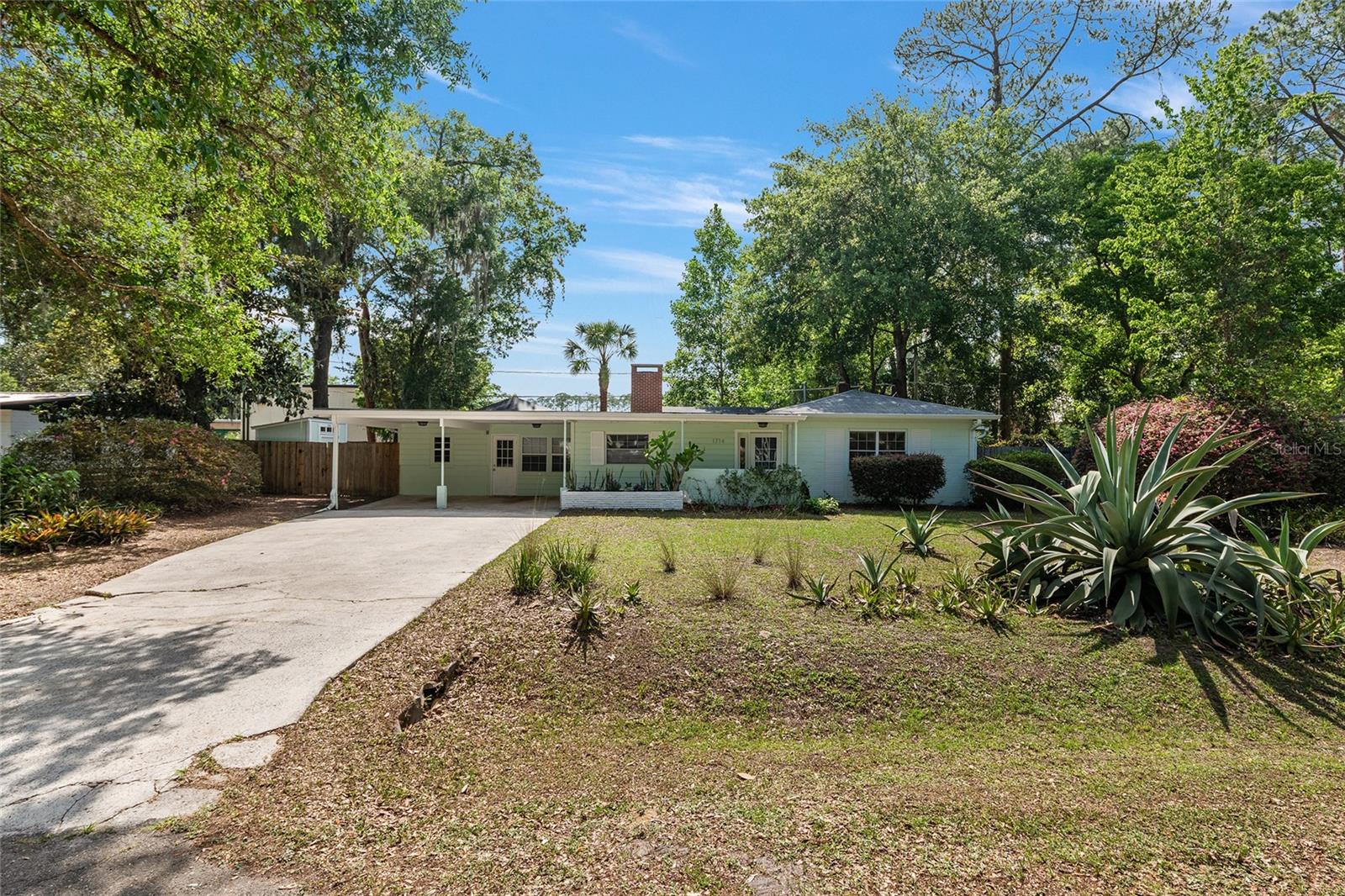 HAMPTON HEIGHTS - Residential